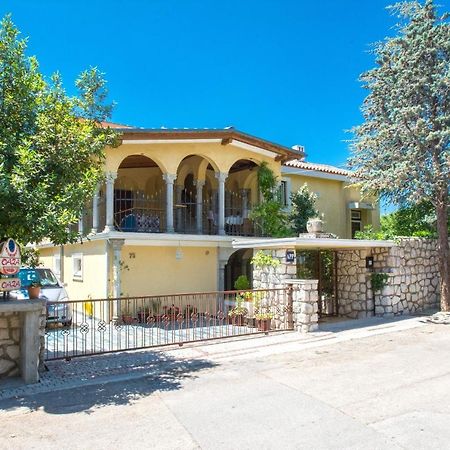 Apartments Oaza Dramalj Luaran gambar