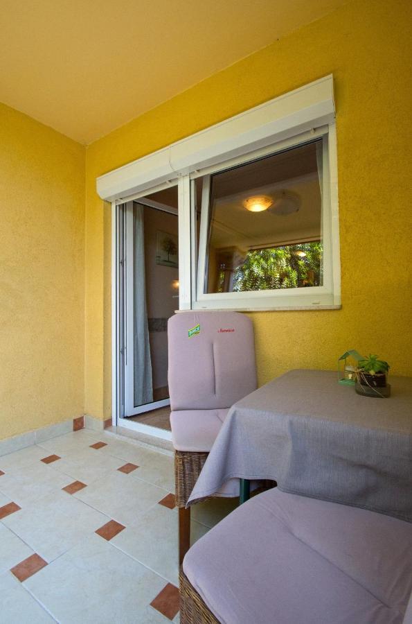 Apartments Oaza Dramalj Luaran gambar