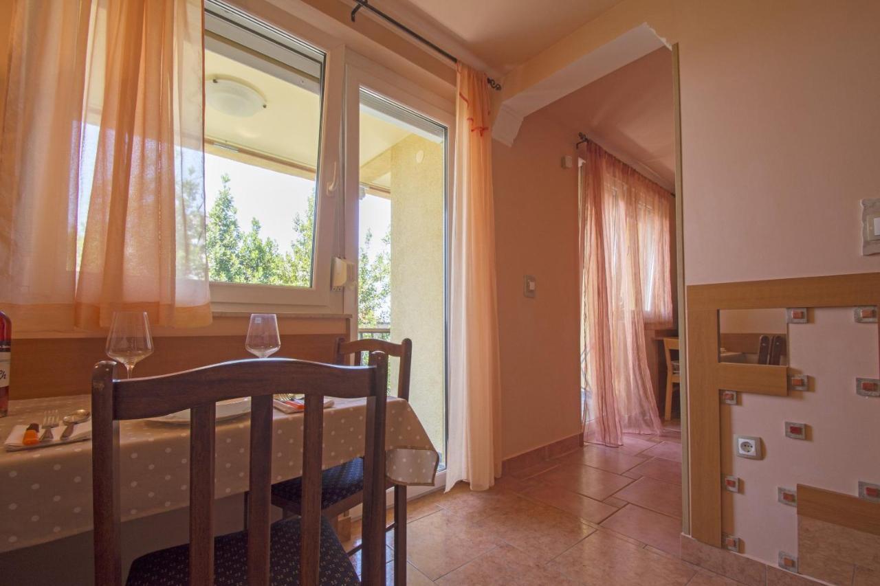 Apartments Oaza Dramalj Luaran gambar