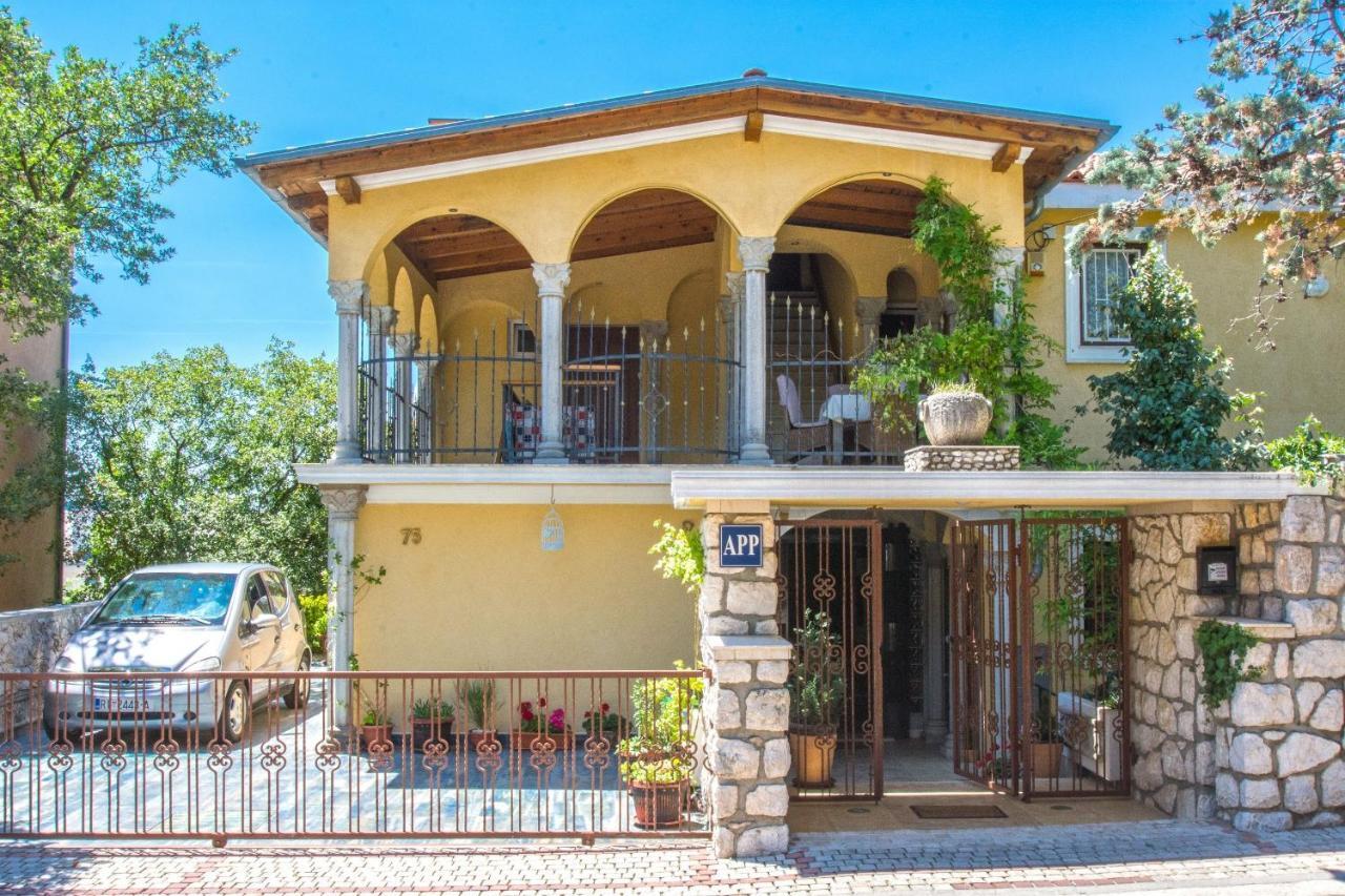 Apartments Oaza Dramalj Luaran gambar